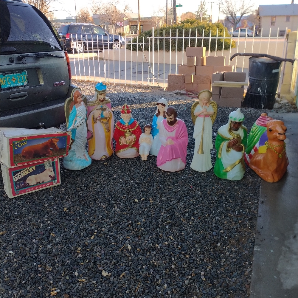Nativity set
